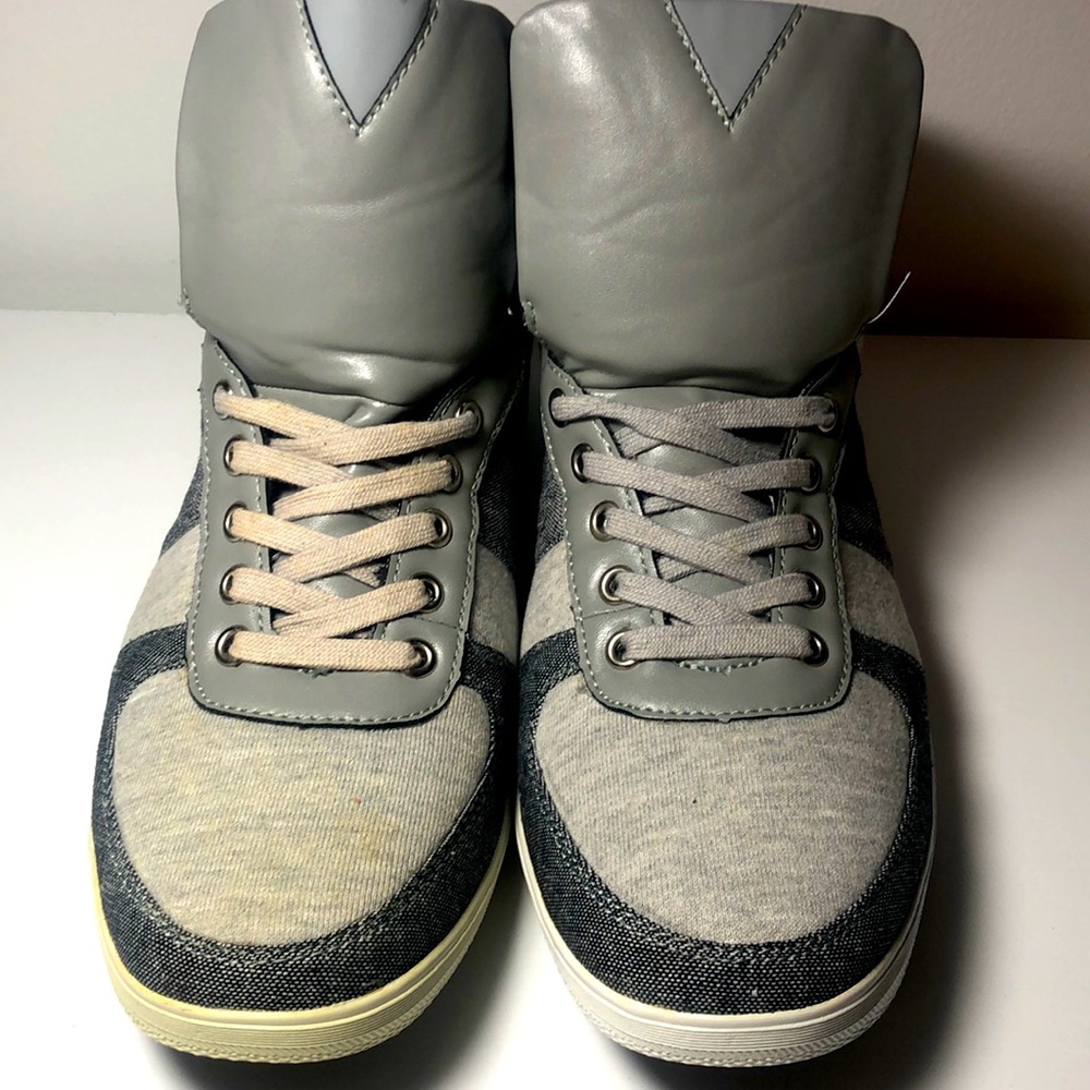 Aldo’s high top Denim Sneaker Men Size 9.5 US size 43 EU.